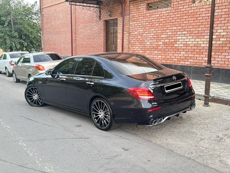 Mercedes benz w213 e53 AMG
