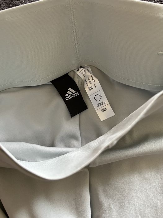 Дамски клин Adidas  ZNE XS размер