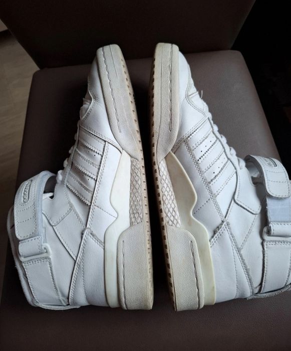 Adidași albi  adidas