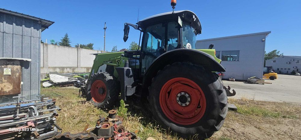 Claas Tractor Arion 630 - 58.000 euro+tva - punte fata noua + incarcator frontal + set roti inguste