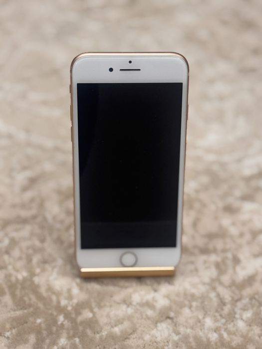 iPhone 8 ゴールド♡♡ iPhone 8 Gold 64 GB Softbank 【ロック解除済み】 【公式通販】