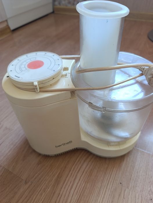 Продается палас диаметр 2.50.мв отличном состоянии