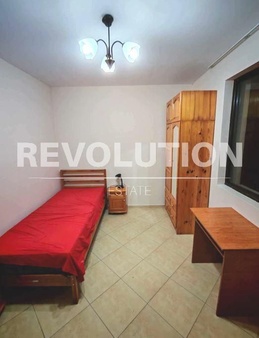 Двустаен апартамент в района на Червен площад!