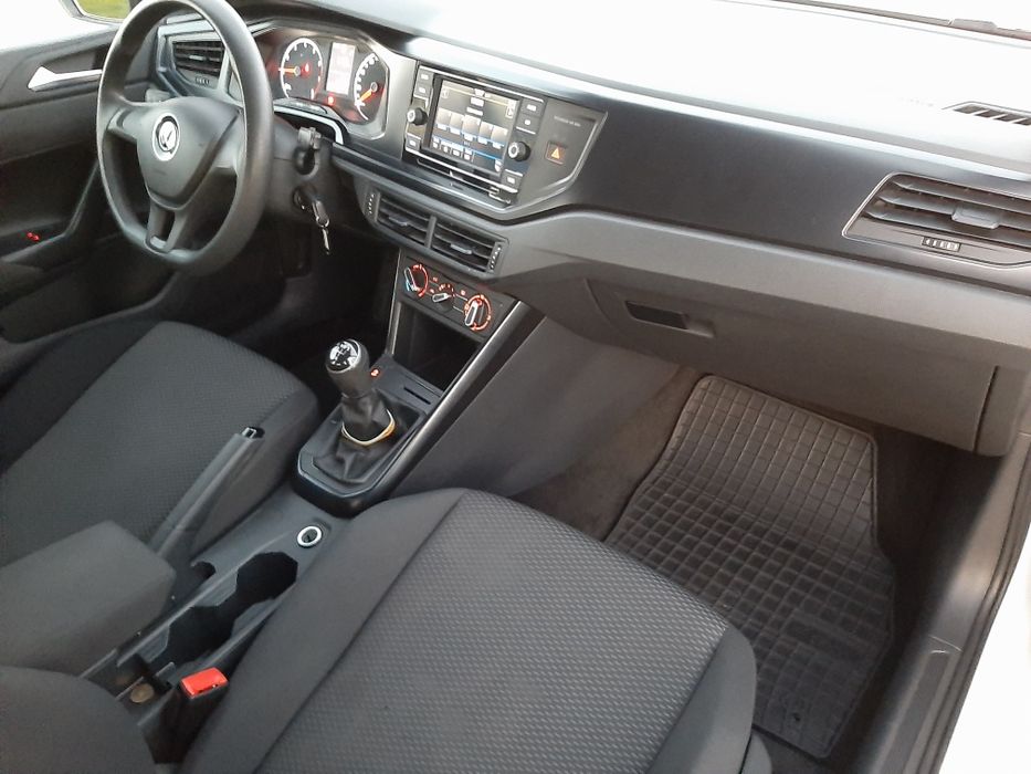 Volkswagen POLO motor 1.0 Benzina 80 CP, E6, TVA DEDUCTIBIL, KM REALI!
