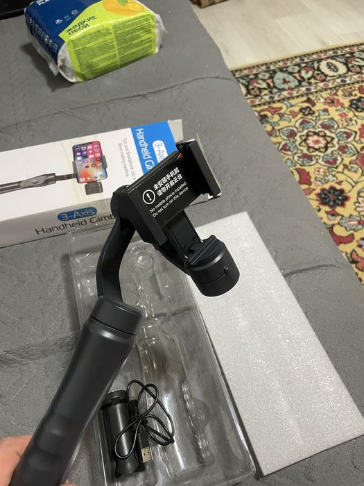 Продам стабилизатор для смартфона