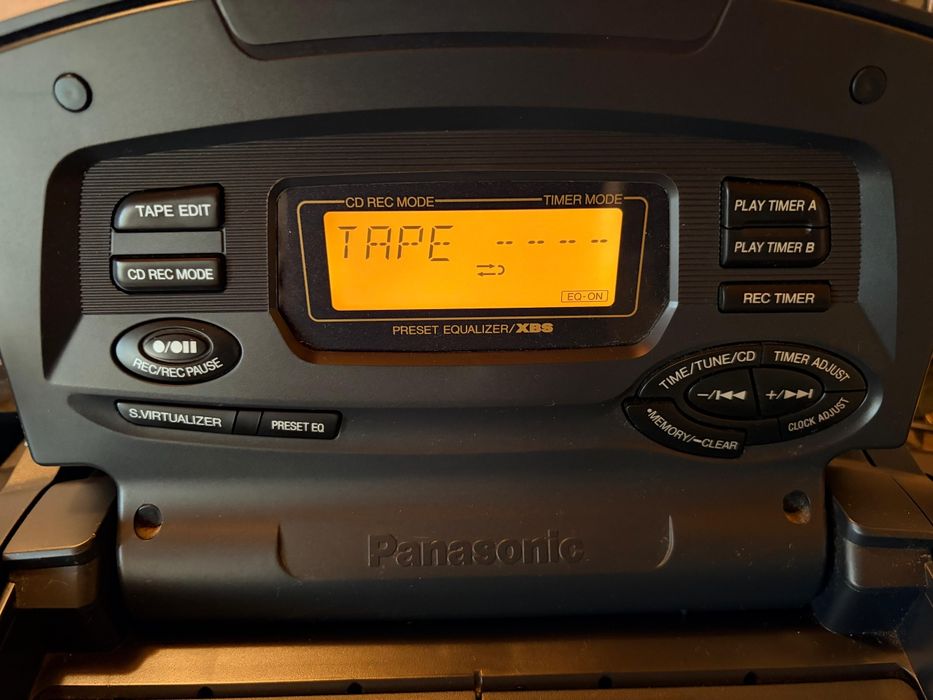Panasonic-ED77- стерео радио, касетофон, компакт диск плейър