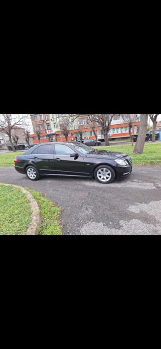 Мерцедес е350 2010.гдина