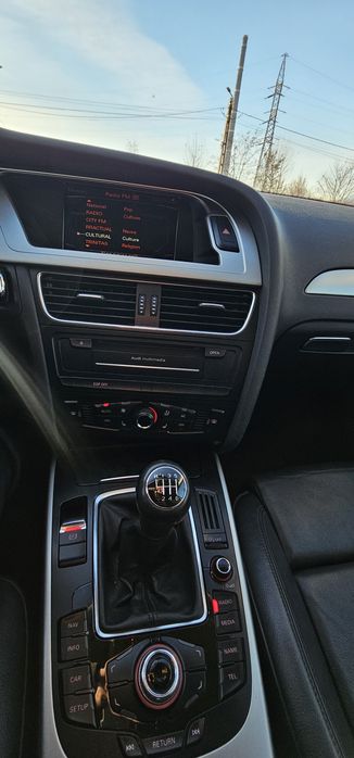 AUDI A4 2010 — imagine 32