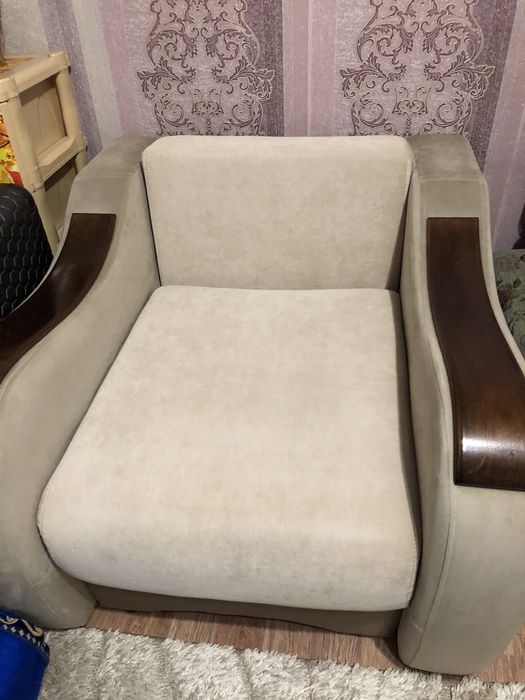 Раскладной диван с креслом