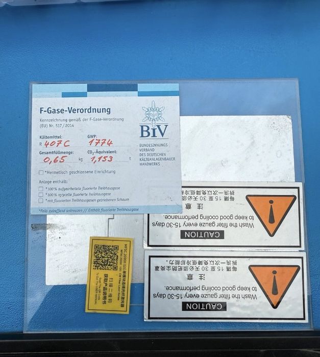 Лазерен заваръчен апарат за заваряване, рязане и почистване. Мобилен.