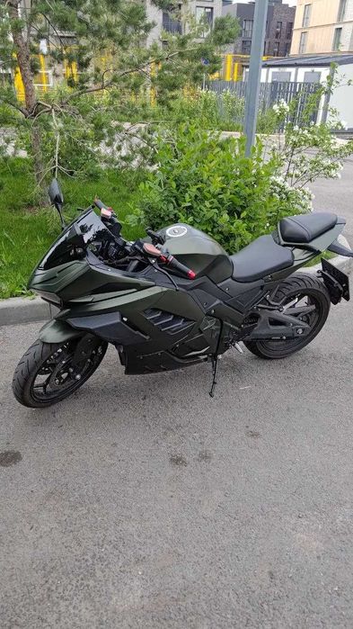 Электромотоцикл 4000W центральный мотор