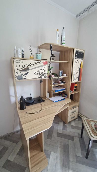 детский школьный стол