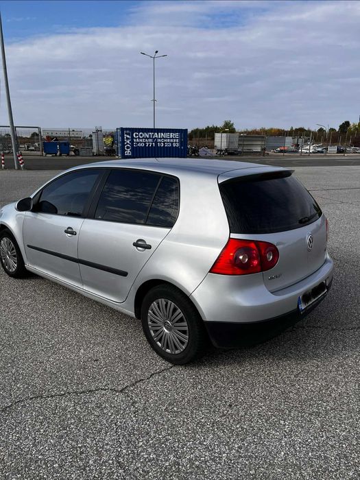 VOLKSWAGEN Golf 2004 — imagine 3