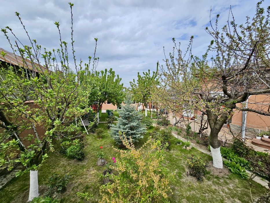 De vanzare casa 5 camere