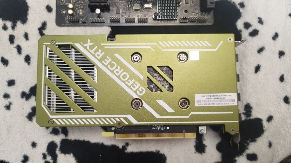 Видеокарта RTX 4060