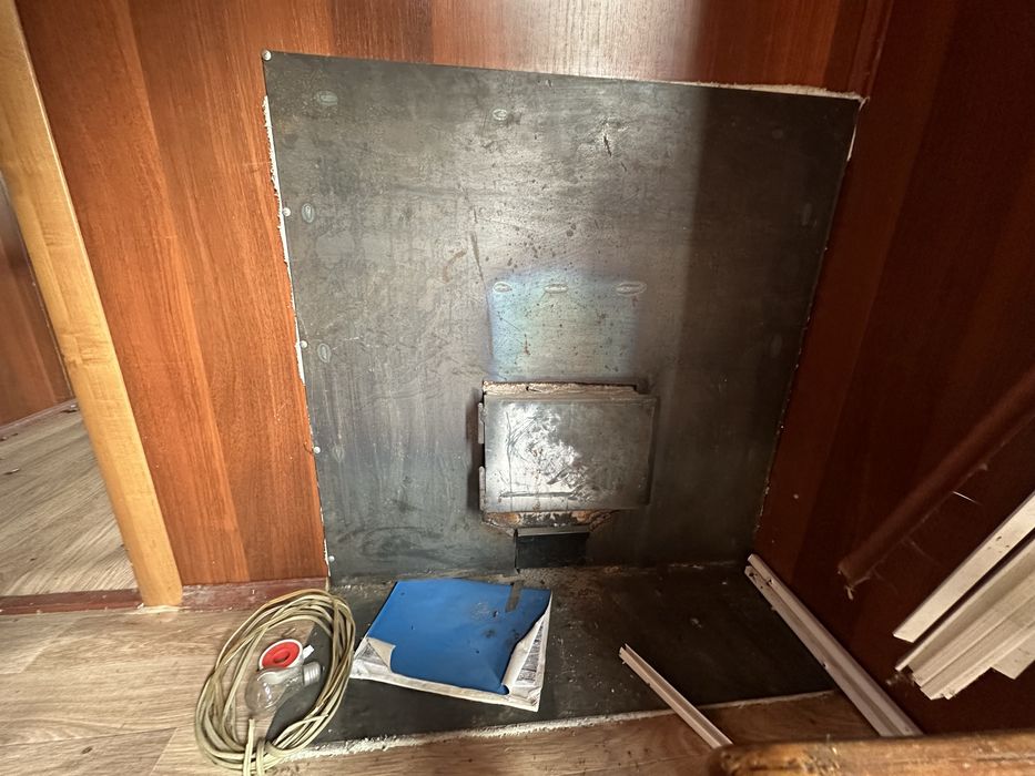 Контейнер жилой  на салазках