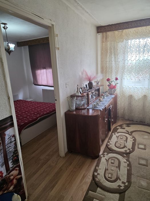 Ofer spre închiriere apartament