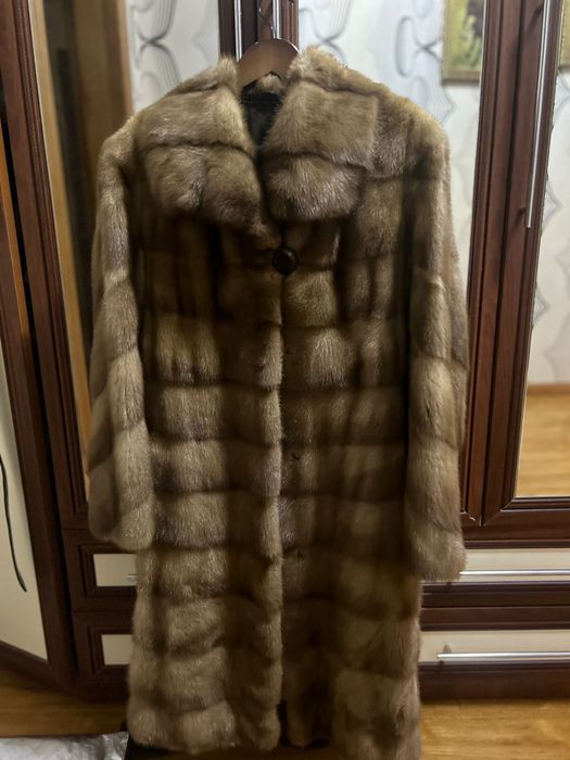 Продам норковую шубу