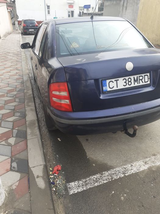 Vând skoda fabia