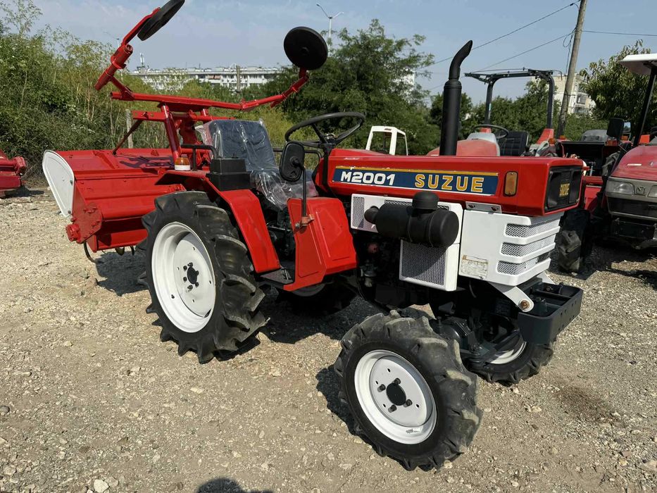 Трактор MITSUBISHI M2001 4x4