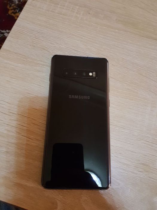Samsung galaxy s10+