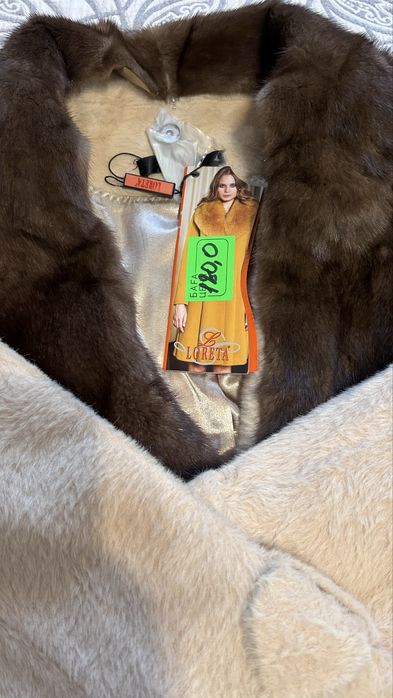 Срочно продам новое пальто