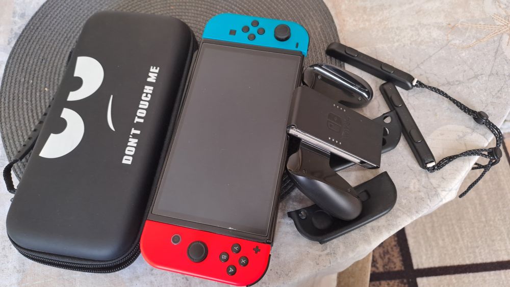 Конзола Nintendo Switch OLED