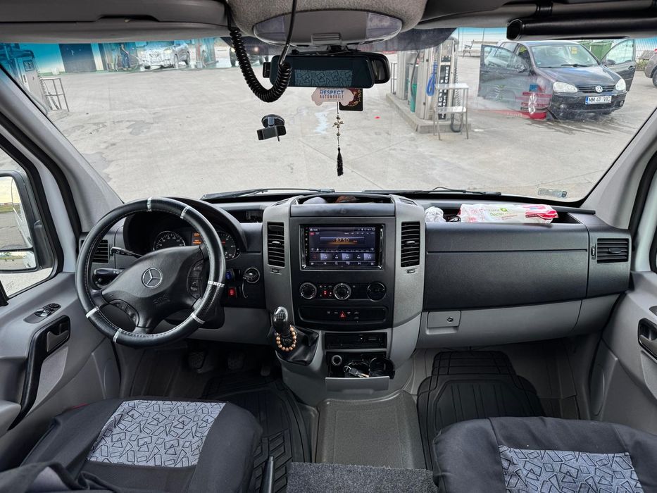 Mercedes-Benz Sprinter 2012