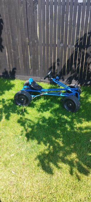Kart cu pedale pentru copii, culoare albastra, cu sonerie