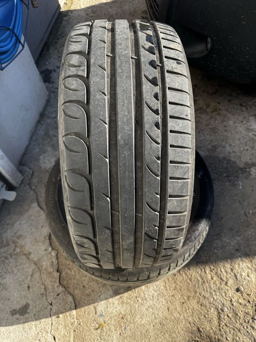 Гуми  245 / 40  / 19