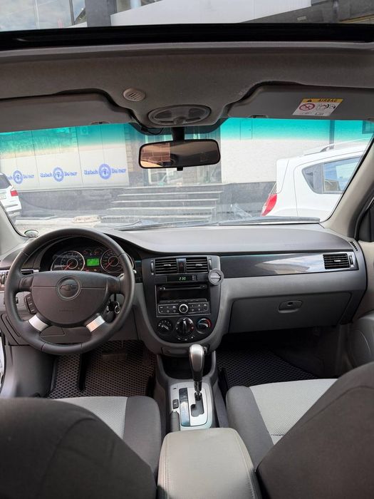 Jentra 3 avtomat  sotuvda