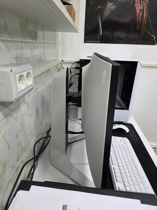 Monitor Gaming LED IPS DELL Alienware AW2720HFA