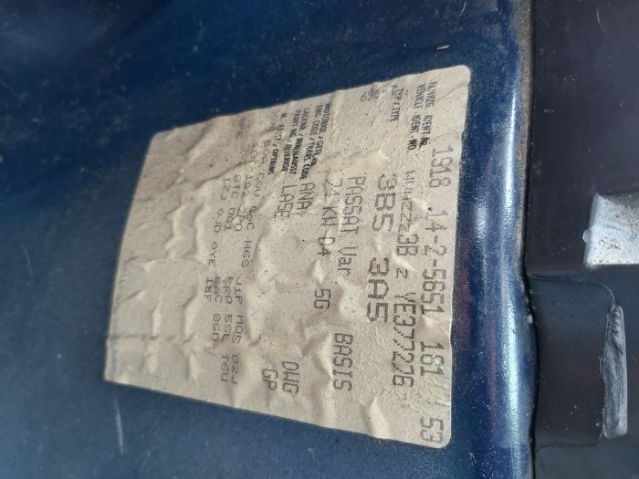 Portiere vw passat b5 albastru break cod culoare LA5E