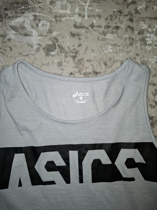 Asics maieu mărimea M