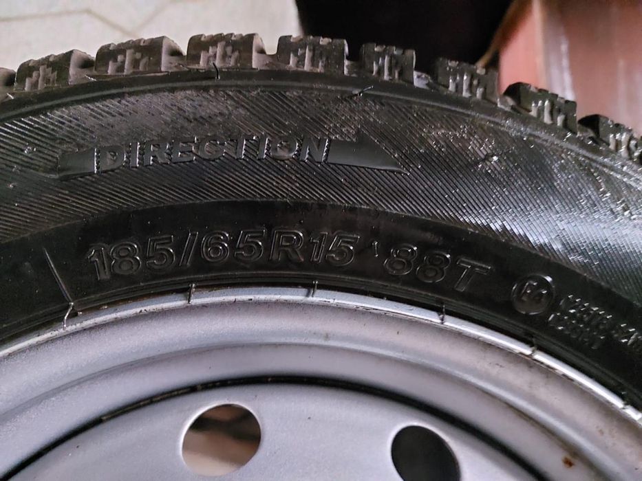 Колеса с дисками на Lada Largus