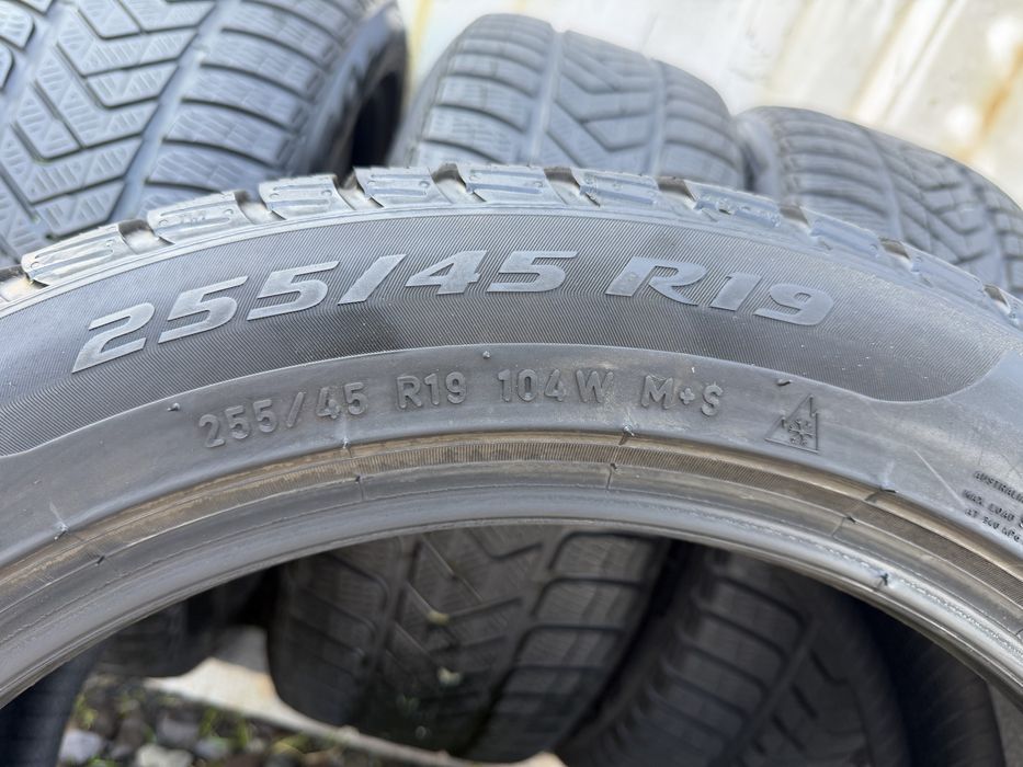 4 бр 255/45/19 Pirelli 2025г