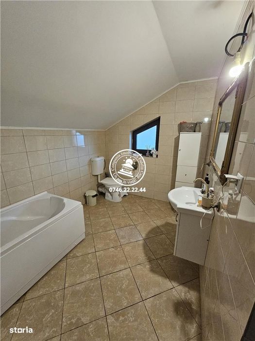 Vila 5 camere , 786 mp teren - Aroneanu , Iasi