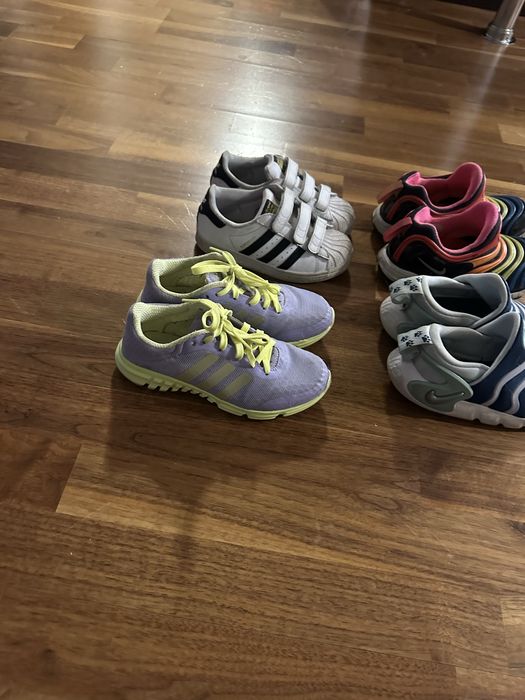 Детские кроссовки