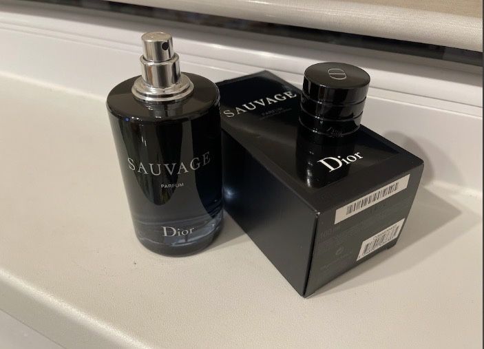 Vand parfum Dior Sauvage