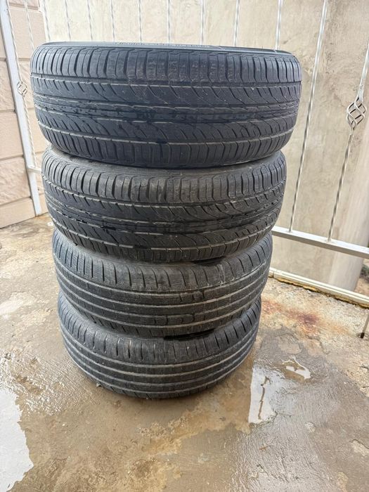 Машинаның баллоны сатылады 16 Летнии 4 штук 65 мың теңге Т