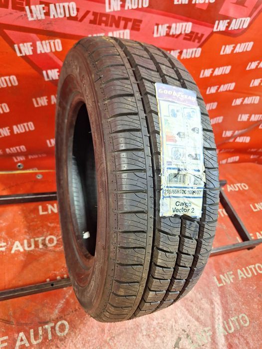 1 anvelopa vara-iarna - 215/65/16c - goodyear - noua - dot 2015 !
