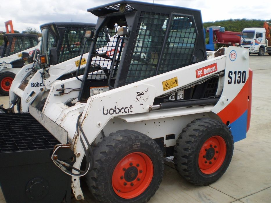 Inchiriere bobcat s 130