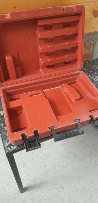 Пластмасов куфар