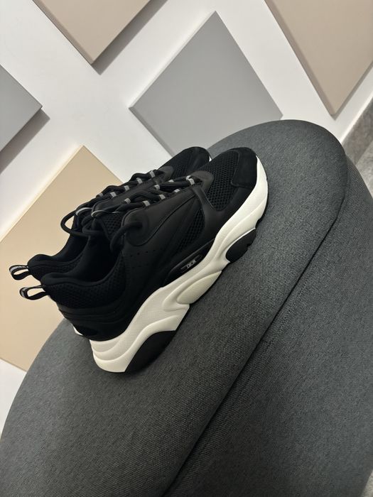 Adidași Dior B22 Black/White – Mărimea 43 (Model Luxury)