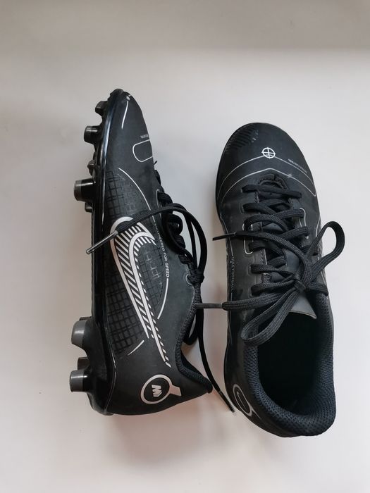 Pantofi sport fotbal nike