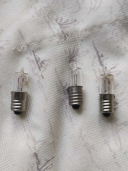 Продам 3 6 v лампочки