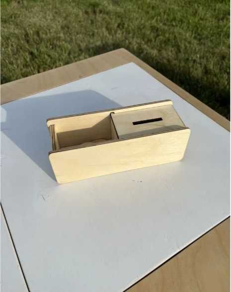 Коробочка постоянства с монеткой