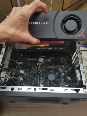 Reparatii Telefoane, Tablete ,Laptop,PCsi Console PS4,PS5XBOX one