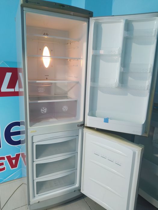 Продам холодильник LG