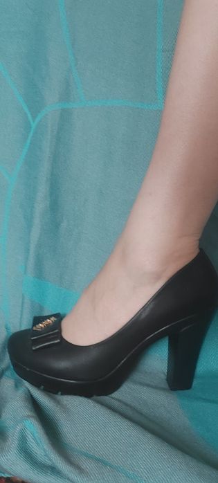 Обувь  Б/у   не  дорого